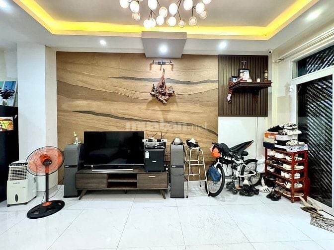 Rẻ nhất quận Tân Phú | Đường Hồ Đắc Di, Tân Phú sổ hồng riêng, hẻm oto