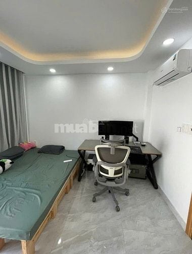 Hạ giá bán gấp 3TỶ4 Trần Văn Đang,Q3 - 1T3L/ 72m2, có HĐ thuê 18tr/th