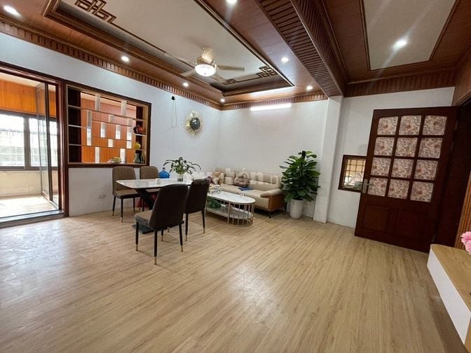 Nhà Đẹp Như Khách Sạn 5*, Phố Lạc Trung, Hai Bà Trưng 90m, giá 5.4 tỷ.