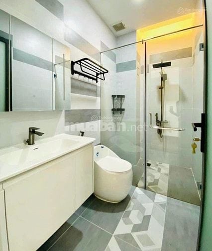 Cần bán gấp nhà Nơ Trang Long giá 3tỷ640 75m2, khu vực hiếm HXH5M SHR