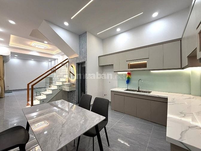 GIA ĐÌNH BÁN GẤP VÌ KẸT TIỀN BÁN CĂN Đ PHAN SÀO NAM, TÂN BÌNH,SỔ RIÊNG