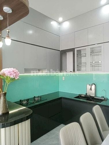 Chủ định cư nước ngoài ! Sang nhanh nhà Lý Thái Tổ, phường 10, Quận 10