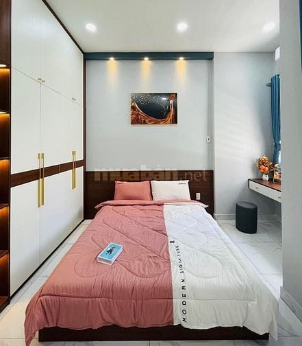 Chính chủ gửi bán nhà 28m2 giá 1tỷ450tr đường Phan Văn Hân P17.