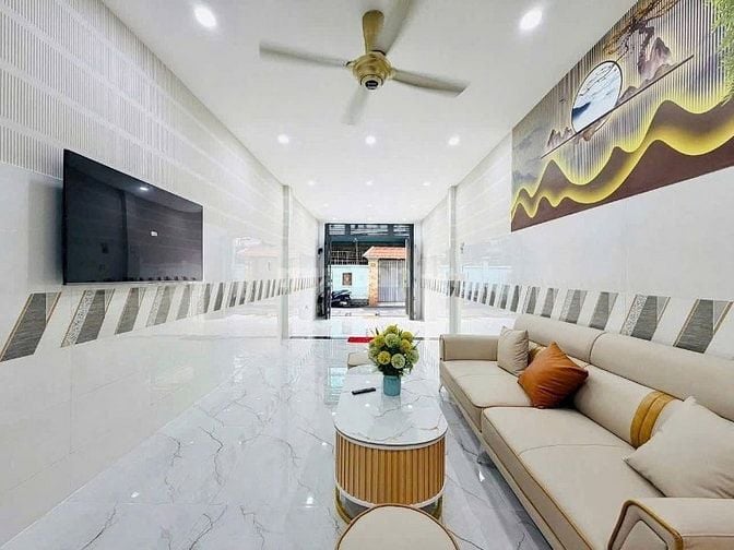 Xuất cảnh nước ngoài gia đình bán nhà Chử Đồng Tử,Tân Bình - 3,190 tỷ