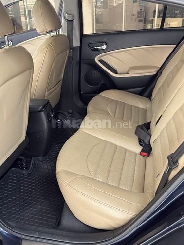 Kia Cerato sx 2018 1.6 màu xanh đen 1 chủ