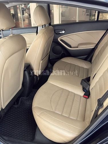 Kia Cerato sx 2018 1.6 màu xanh đen 1 chủ