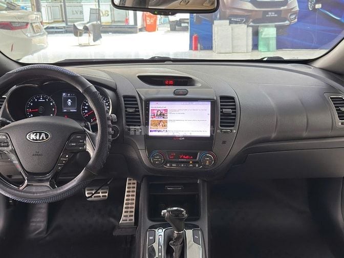 Kia Cerato sx 2018 1.6 màu xanh đen 1 chủ