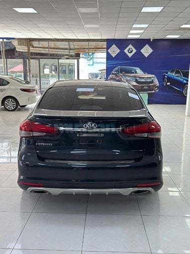 Kia Cerato sx 2018 1.6 màu xanh đen 1 chủ