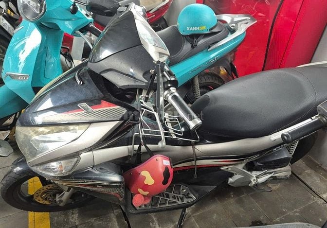 Bán xe AirBlade 2011 còn chạy rất tốt ở Quận 10