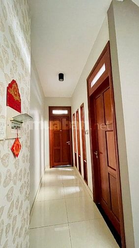 Cho thuê nhà 345 Tân Hương, 4x20m, 3 lầu sân thượng, Giá 30 triệu