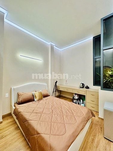CHDV 6 phòng ngay Trường Sa với 59m2 ngang 5 Sổ Hồng Riêng, hẻm 6m oto