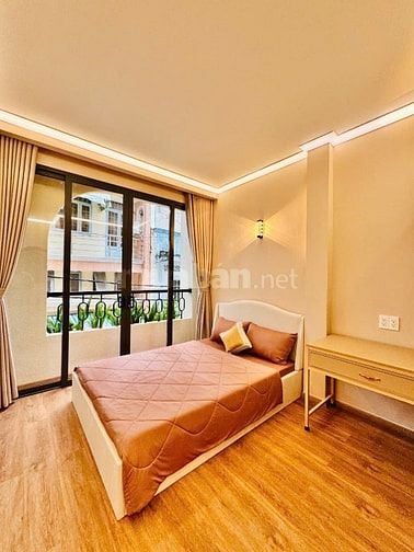 CHDV 6 phòng ngay Trường Sa với 59m2 ngang 5 Sổ Hồng Riêng, hẻm 6m oto