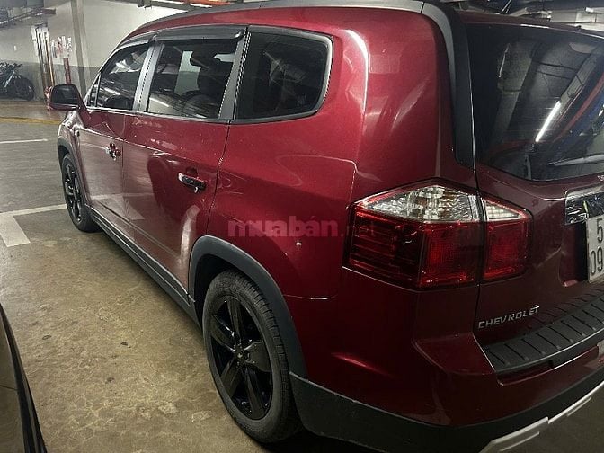 Công ty cần thanh lý xe ô tô 7 Chỗ ít sử dụng - chỉ có 56,000KM