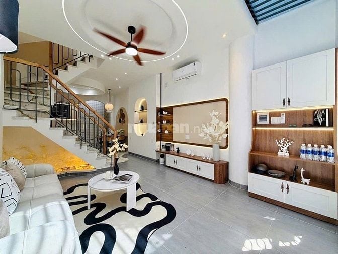SIÊU HOT! Bán nhà Chu Văn An P.1 Bình Thạnh giá tốt chỉ 3tỷ550tr