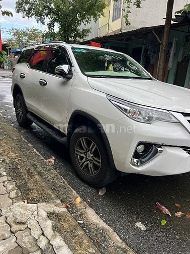 Cần bán xe fortuner 2017mt máy dầu