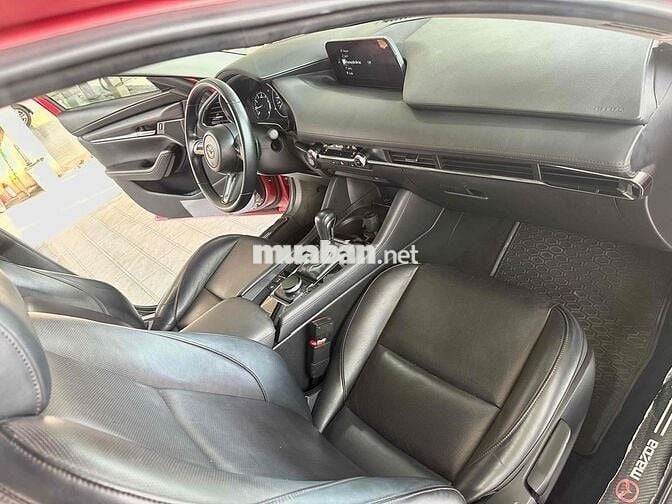 Mazda 3 2023 1.5L Luxury Đỏ Pha Lê 558Tr