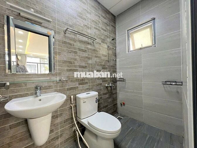 Phòng ban công, xa bếp - Nguyễn Đình Chiểu, Phú Nhuận gần Q1, Q3