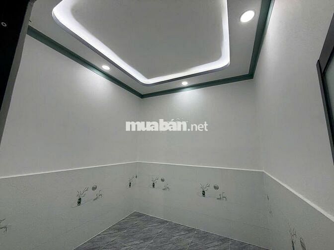 - Bán nhà HHG hẻm 467 . - DT : 5 x 13 ( nở hậu 6.8m ) .