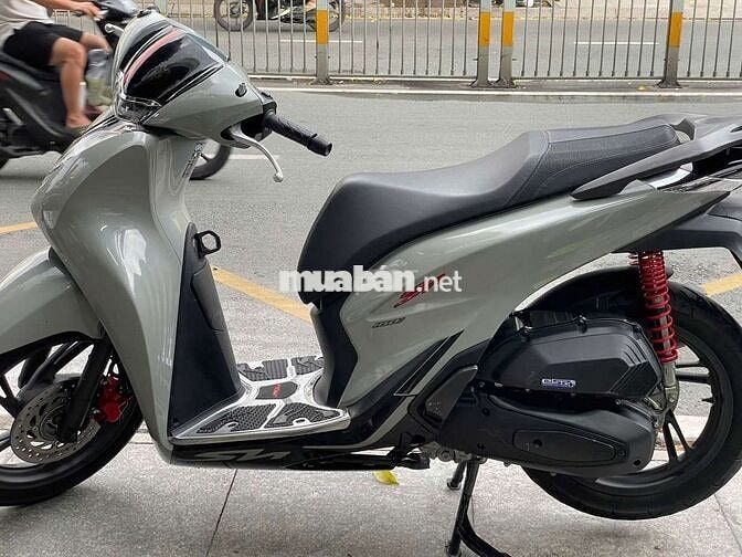 Honda SH 160 ABS 2024 mới 90% Bstp chính chủ