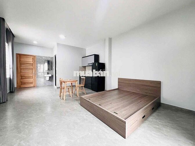 Studio Ban Công Cửa Sổ Thoáng Mới Ngay Nhà Thi Đấu Phú Thọ Quận 10