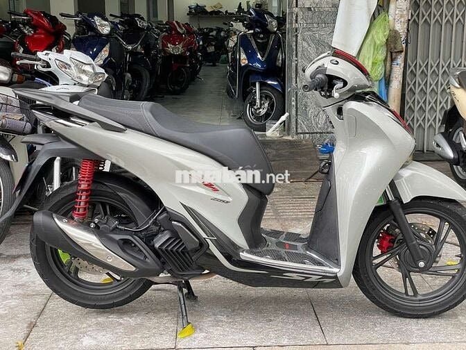 Honda SH 160 ABS 2024 mới 90% Bstp chính chủ