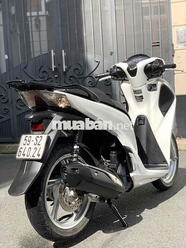 Sh150 ABS 2017 mua mới 1 đời chủ chất xe zin.