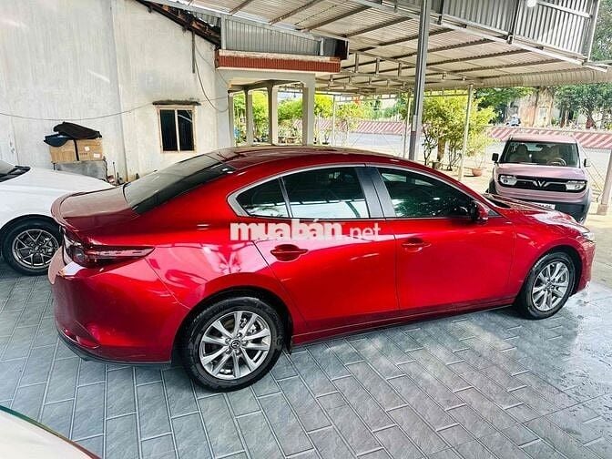 Mazda 3 2023 1.5L Luxury Đỏ Pha Lê 558Tr