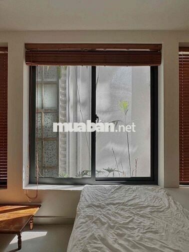 PHÒNG FULL NỘI THẤT CAO CẤP 32m2 CỬA SỔ ĐÓN NẮNG Ở PHÚ NHUẬN GẦN Q3-Q1