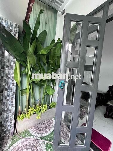 Nhà hẻm cụt( hẻm chỉ 5 nhà) ô tô vào được