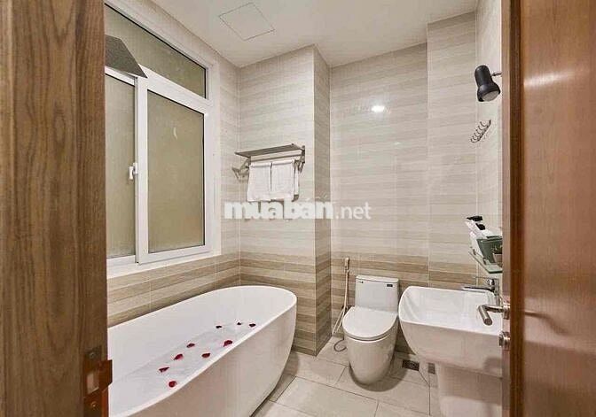HÀNG MỚI TOANH VỪA KHAI TRƯƠNG FULL NỘI THẤT  45M2 GIÁP Q1, BÌNH THẠNH