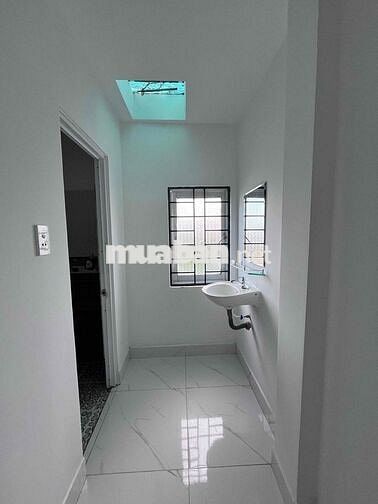 Nhà hẻm cụt( hẻm chỉ 5 nhà) ô tô vào được