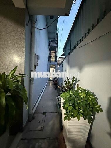 Bán gấp nhà phố đường 15 m – 26 Vũ Ngọc Phan, P.13, Bình Thạnh – 2