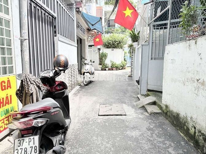 Nhà 2 tầng hẻm thông sổ hồng riêng 1 tỷ 99 Lương Ngọc Quyến Phường 5