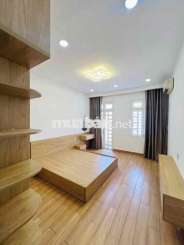 Nhà mặt tiền NGAY TÂN HƯƠN, 5 tầng mới, full nội thất, đường 12m thông
