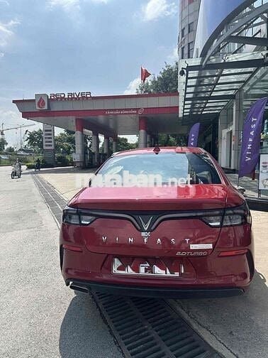 VinFast Lux A2.0 2022 A2.0 Tiêu chuẩn - 57500 km