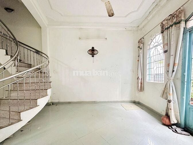 MẶT TIỀN NGUYỄN THƯỢNG HIỀN- BÌNH THẠNH- 90M2-4 TẦNG-NỞ HẬU-2 MẶT TIỀN