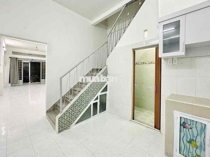 Nhà Thích Quảng Đức_ Phú Nhuận, Hẻm Thông, 3 Phòng Ngủ, 4,2x16m2 ☀️☀️