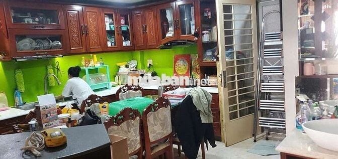 NHÀ MẶT TIỀN KD (6,2m x 13,5m) ĐƯỜNG 702 GẦN SÁT HỒNG BÀNG Q11