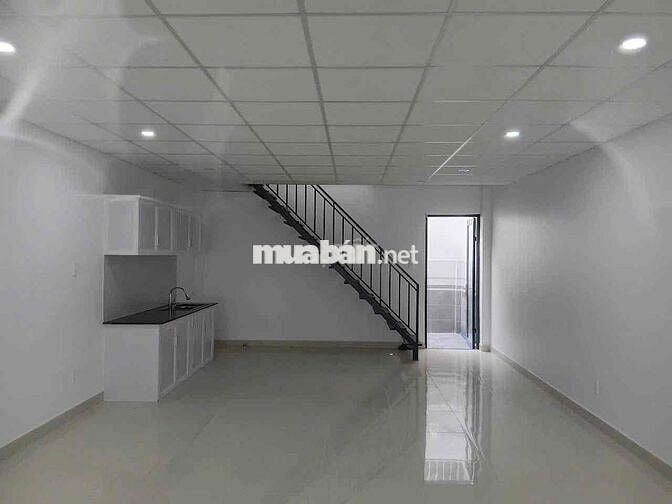 NHÀ RỘNG TX25. TRỆT TRỐNG SUỐT. LỬNG 2PN WC. PHÙ HỢP ONLINE, MAY MẶC..