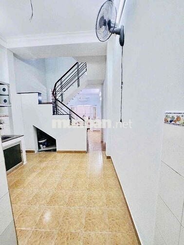 🏡 EM TRAI CHỦ NHÀ 🏡 HIỆN HỮU 40M2 – Q4 – 3 TẦNG KIÊN CỐ 🏡