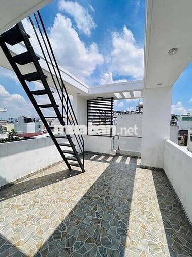 Nhà mặt tiền NGAY TÂN HƯƠN, 5 tầng mới, full nội thất, đường 12m thông