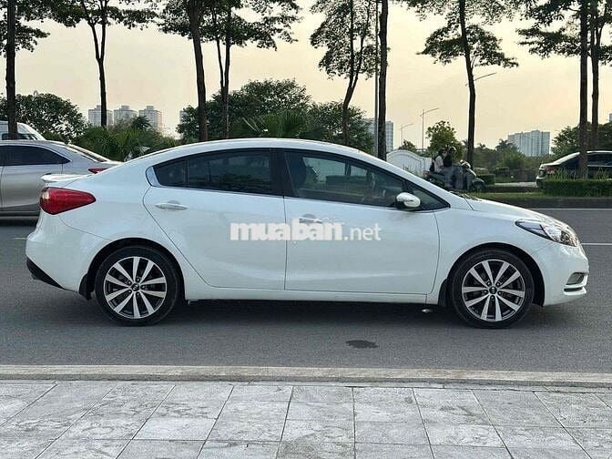 Kia K3 2014 1.6 AT - 120000 km 1 chủ bao zin chêch