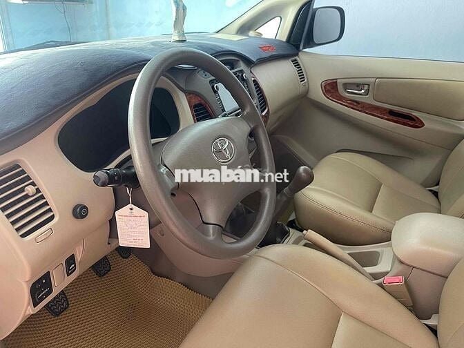 Toyota Innova 2008 G - 147000 km