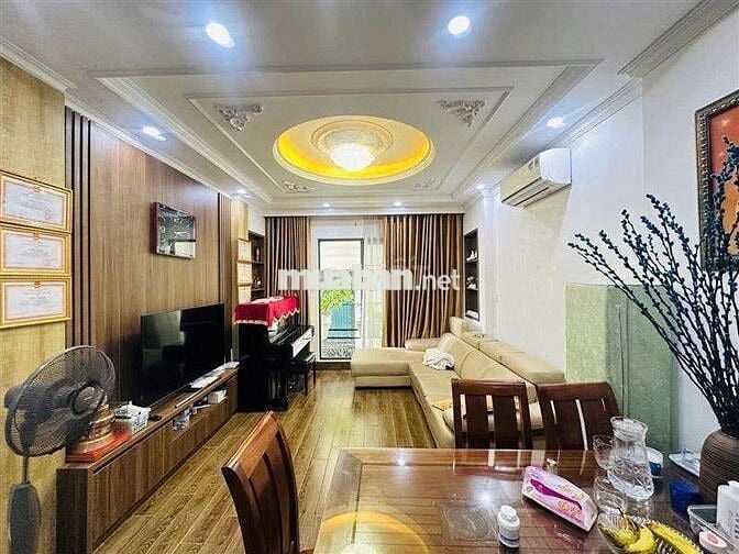 Bán nhà đối diện siêu thị Aeon Long Biên 38m × 12.4 tỷ × 5 tầng