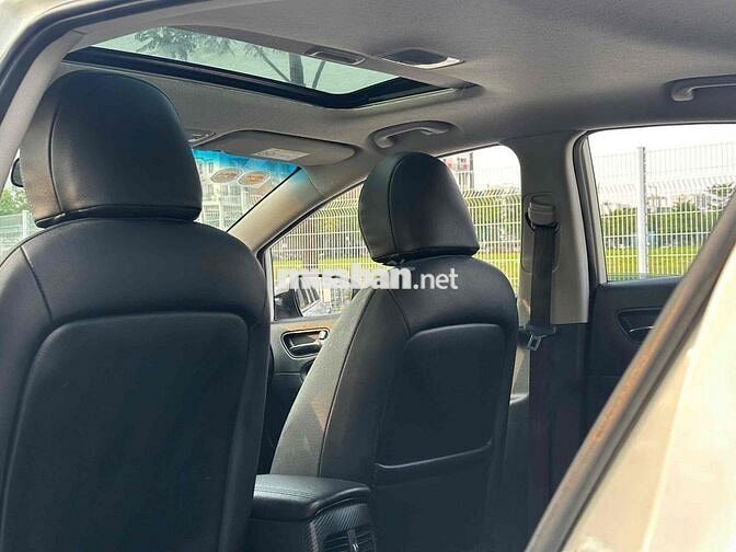 Kia K3 2014 1.6 AT - 120000 km 1 chủ bao zin chêch