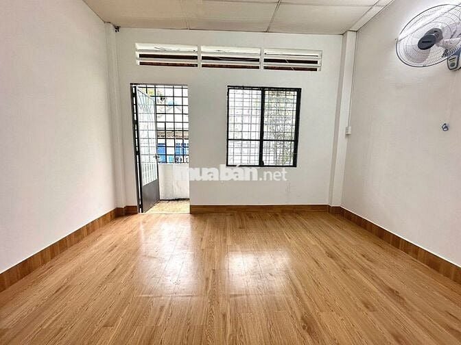 🏡 TRỐNG SẴN PHÒNG MỚI SIÊU RỘNG CÓ GÁC NGAY HÀNG XANH 🏡