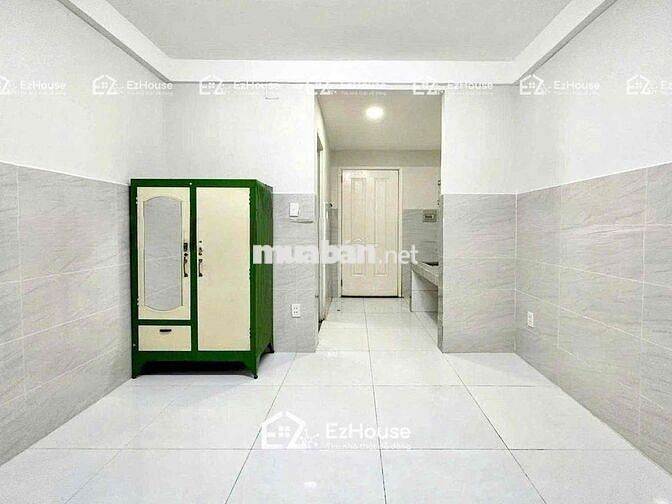 Phòng rộng - Cửa sổ trời - Thang máy