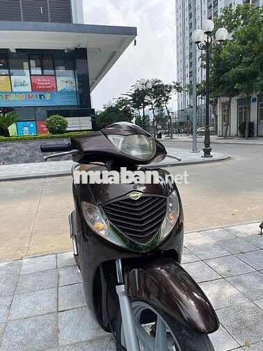 E bán 32 triệu có fix cho bác nào cần xe chất. Sh