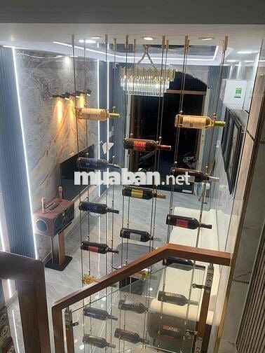 SIU HIẾM -- VỊ TRÍ ĐẸP - 2 MẶT CỰC THOÁNG - NỞ HẬU - XE HƠI TRÁNH VI V