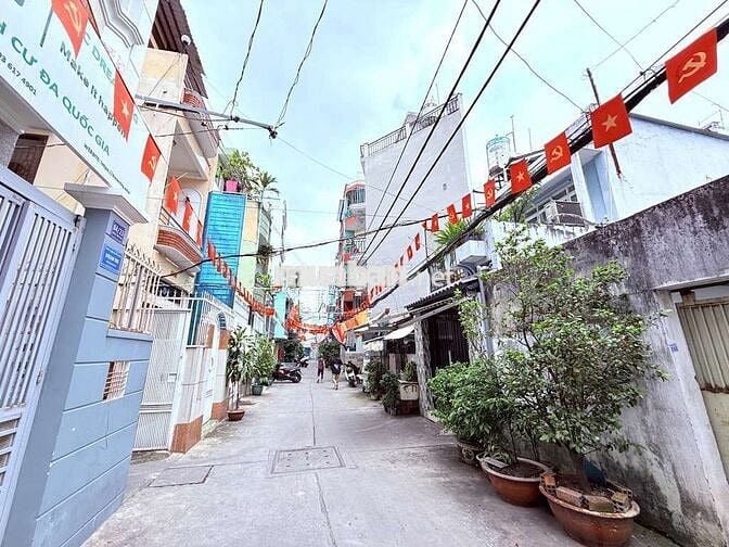 Bán nhà, Hoà Hưng, Quận10, 45m2, 3Tầng, Hẻm Xe hơi, 4PN, Giá 6.5Tỷ(TL)